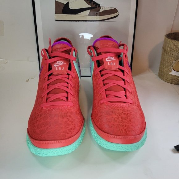 Nike Zoom LeBron NXXT Gen Track Red Liverpool DR8784-600 Men's Size 10.5 - Picture 3 of 4